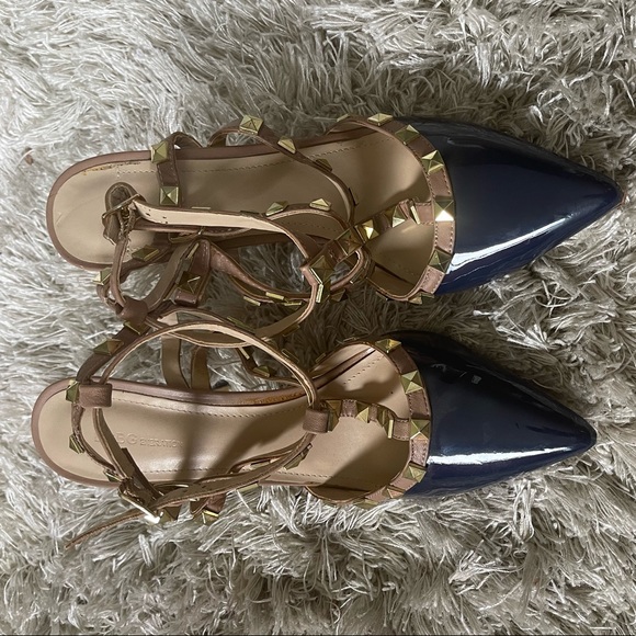 BCBGeneration Size 9.5 Studded Patent Double Ankle Strap Pump - Picture 3 of 4
